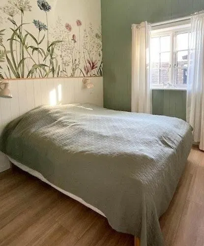 Modern At Tinkerup 別荘